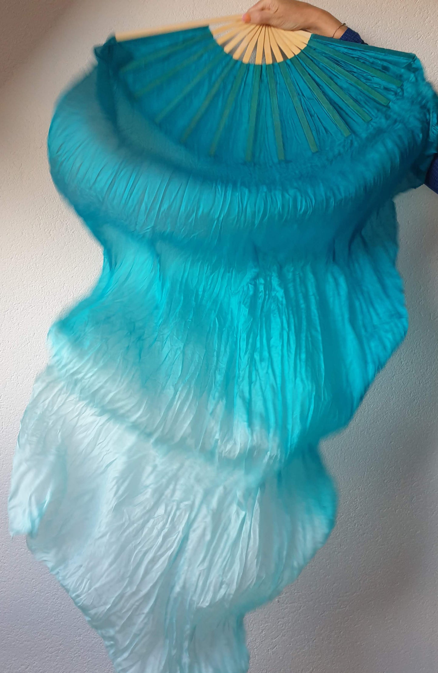Silk veil fan in blue-green 150cm