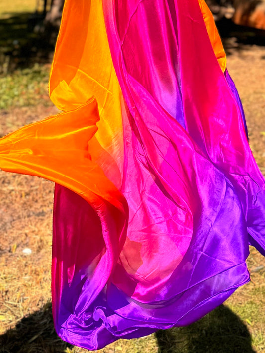 Silk veil in fuchsia color gradient 100% silk