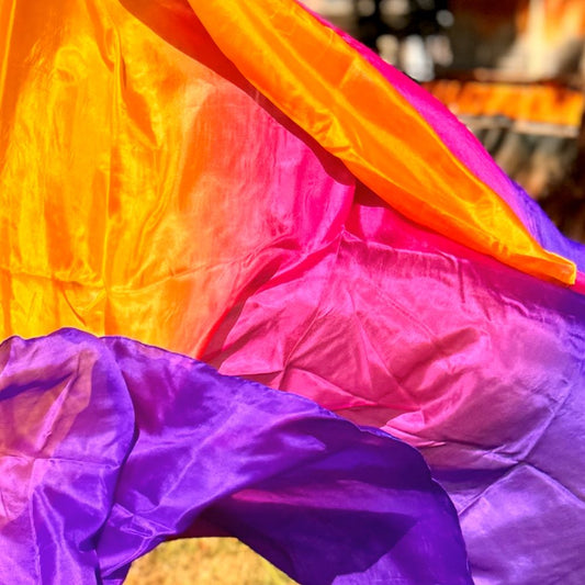 Silk veil in orange fuchsia purple

 New silk veils made of beautiful quality silk.

 2.7m*114cm (rectangle)
